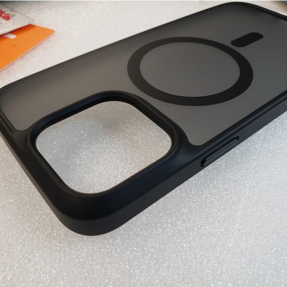 Torras Guardian-Mag Series Case For Apple iPhone 15 PRO MAX Black - Picture 9 of 10